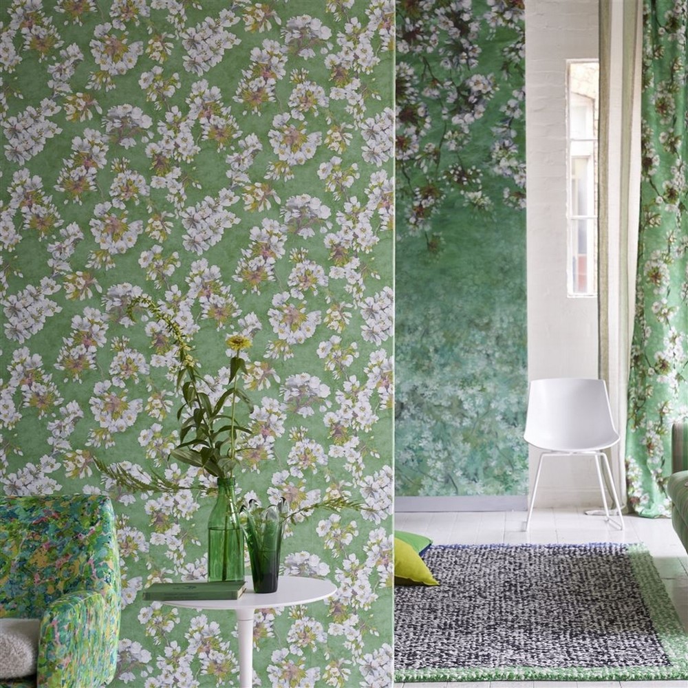 Fleur D Assam Wallpaper PDG1148 by Designers Guild in Emerald Green